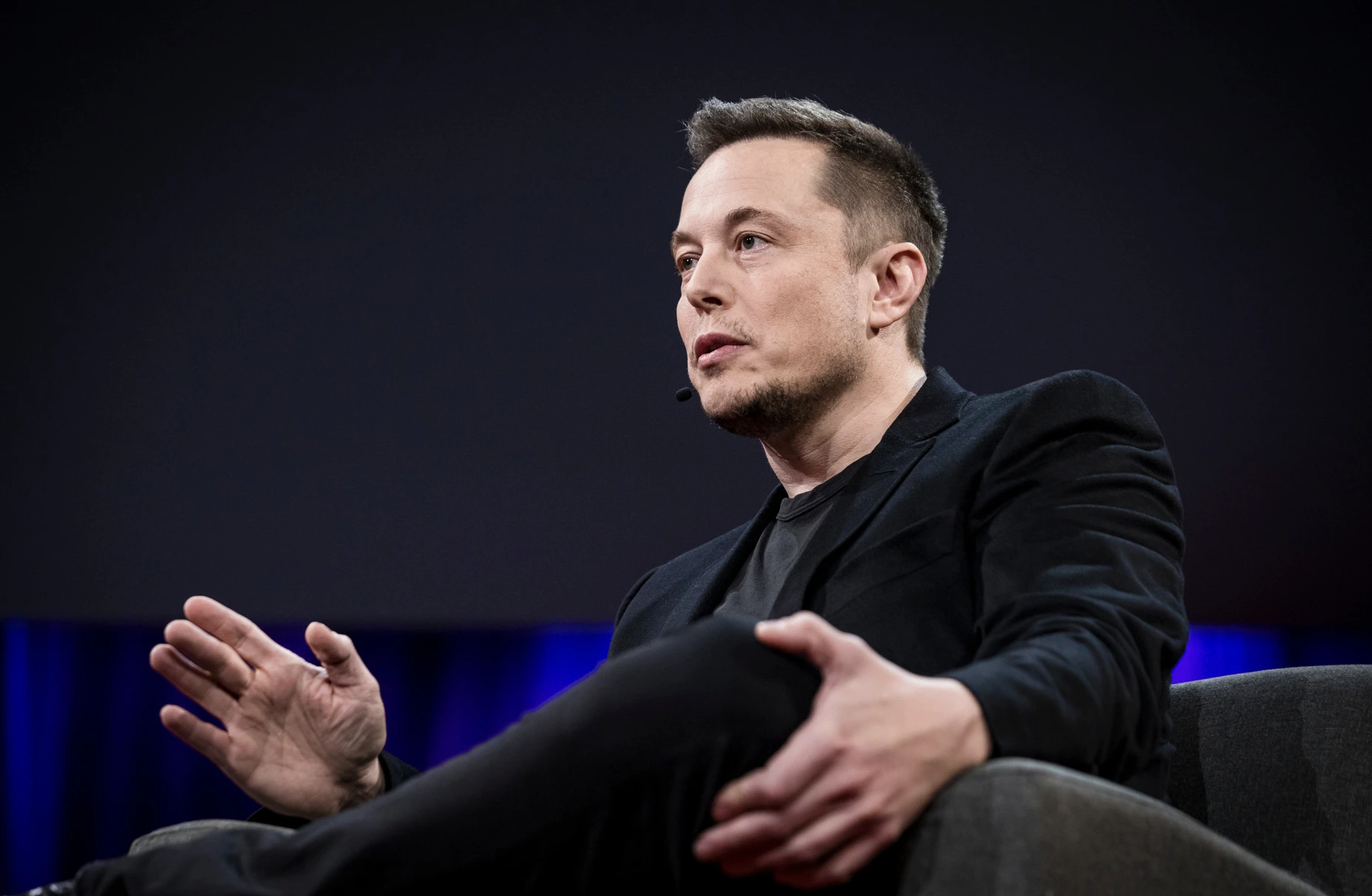 Elon Musk dąży do zablokowania zmiany statusu OpenAI na status dochodowy