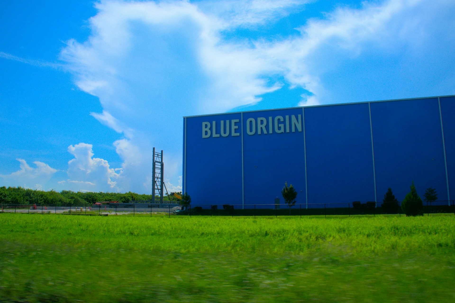 Blue Origin z sukcesem wystrzeliła rakietę New Shepard w celu przeprowadzenia eksperymentu z grawitacją księżycową