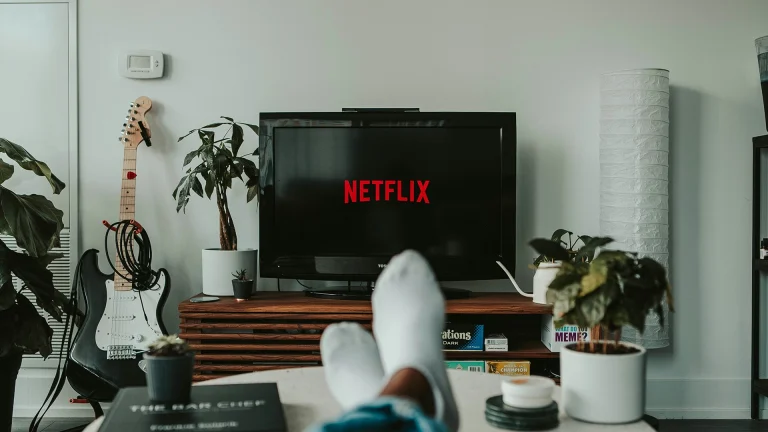 Netflix Wprowadza Nową Funkcję AI Wspieraną przez OpenAI